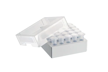 艾本德儲存盒 5 × 5, 可放置 25  個試管，5  mL，4  件，高 64  mm，2.5  英寸，聚丙烯材料，可耐受最低 -86  °C，可高溫高壓滅菌，帶蓋子并具有數(shù)字字母標識
